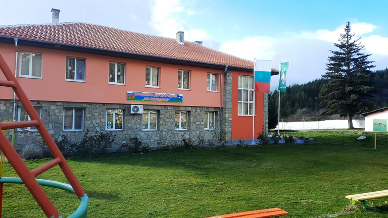 Професионално кухненско оборудване от ТАМЕКС ЕООД за ДГ „ Ана Козинарова“, гр. Клисура