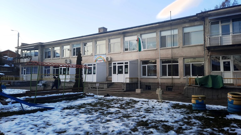 Професионално кухненско оборудване от ТАМЕКС ЕООД за ДГ „ РАДОСТ“, гр. Калофер